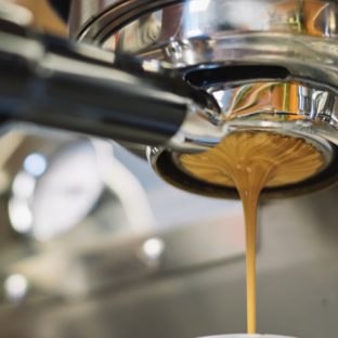 【失敗しない】コーヒーメーカーの選び方のコツとは?