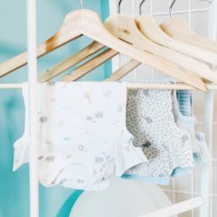 夜洗濯で部屋干しする際のベストな干し方！