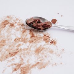 家庭でお洗濯できる！チョコレートの染みを簡単に落とす方法とは？