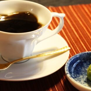 コーヒー×和菓子は相性抜群!意外な組み合わせを楽しもう!