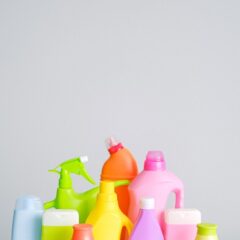 洗濯洗剤に使用期限はあるの？古くなった洗剤の使い道について