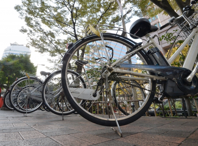 有料駐輪場で自転車盗まれる