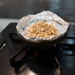 コーヒーの出がらしをつかって燻製料理ができる！？