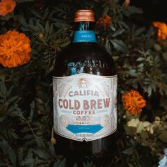 冷たいコーヒー「コールドブリュー」とは？アイスコーヒーとどう違うの？